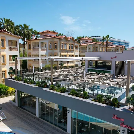 Ξενοδοχείο Village Family 4*