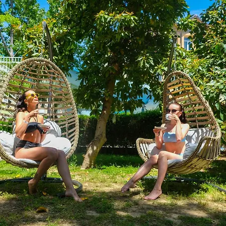 Village Family Ξενοδοχείο 4*