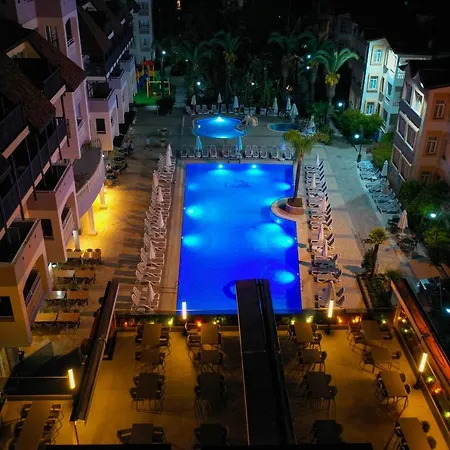Hotel Side Village Family Suite Side