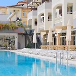 Village Family Hotel de apartamente Side