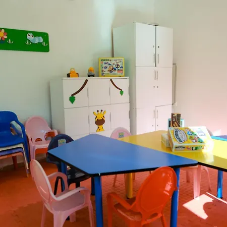 فندق Village - شامل كليًا 4*