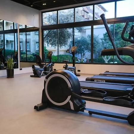 Village Family 4* Side