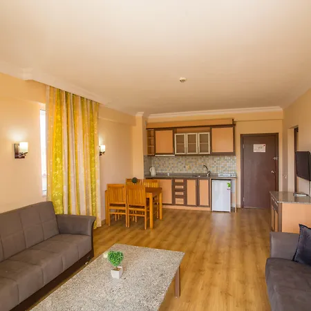 Hotel Village Family 4*