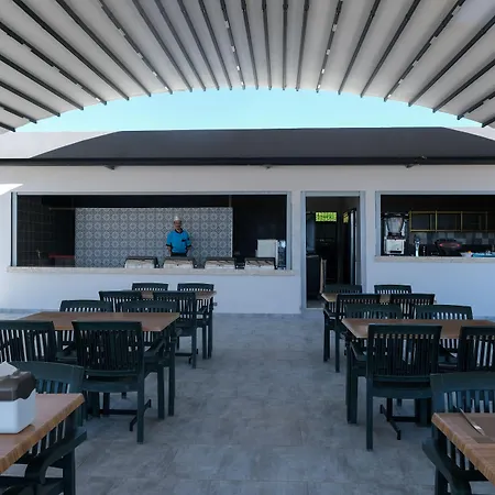 Village Family Aparthotel 4*
