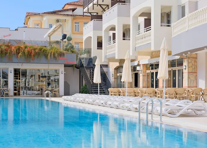 Village Family Hotel Side