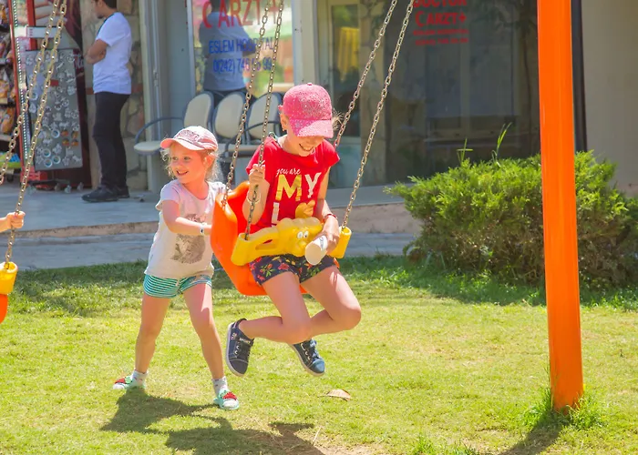 Village Family Ξενοδοχείο 4*