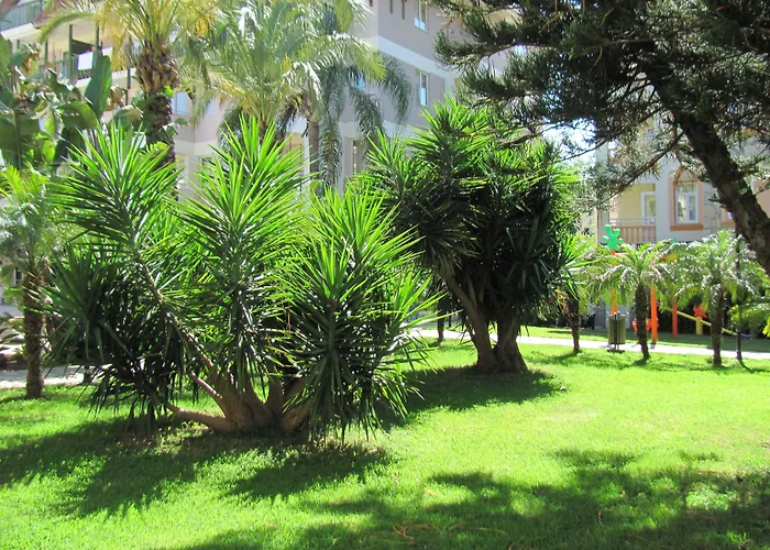 Village Family Hotel 4*