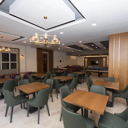 Hotell Village Family Side