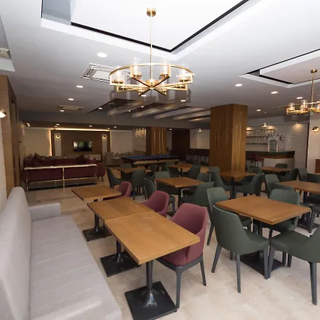 Hotell Village Family Side