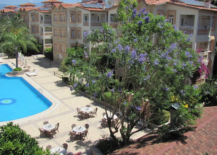 Village Family Hotell 4*