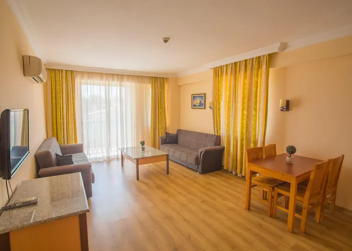 Village Family Hotell 4*