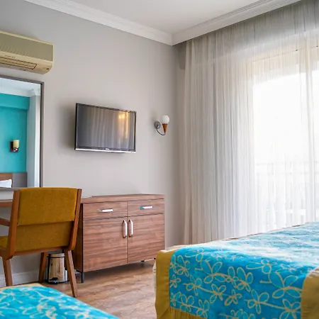 Side Village Family Suite Side