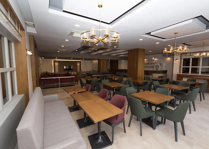 מלון Village Family סייד