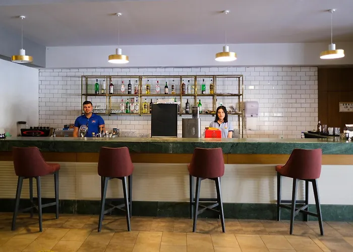 Side Village Family Suite