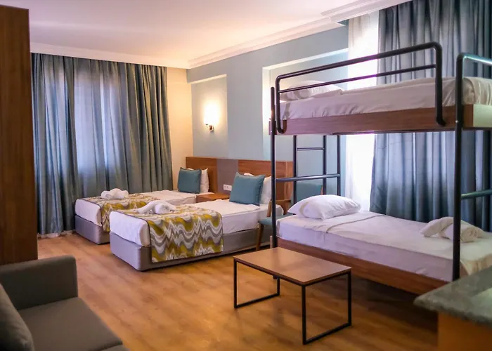 Side Village Family Suite Side