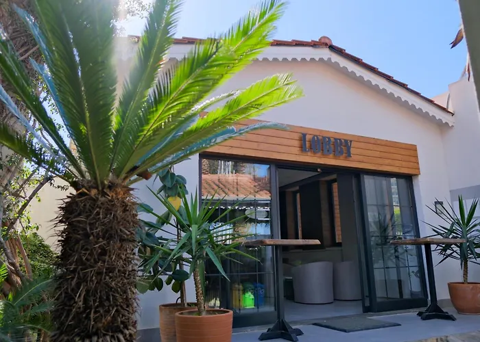 Side Village Family Suite