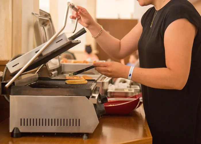 מלון Village Family סייד